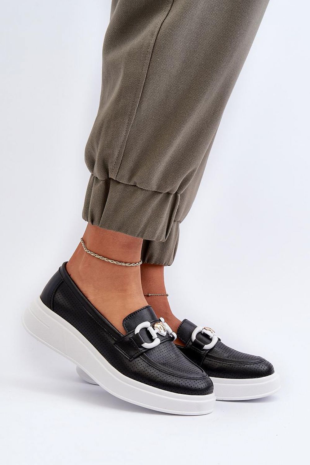 Moccassins model 197813 Step in style