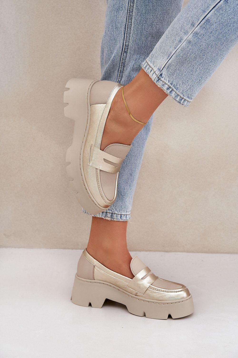 Moccassins model 208662 Step in style