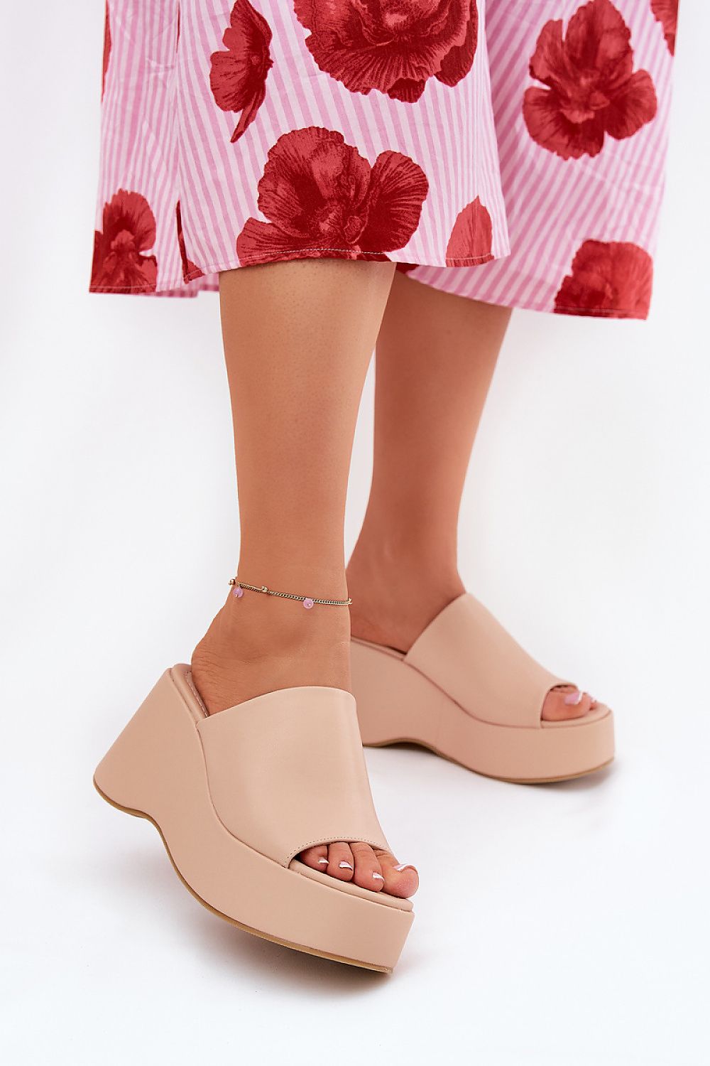 slippers model 211012 Step in style