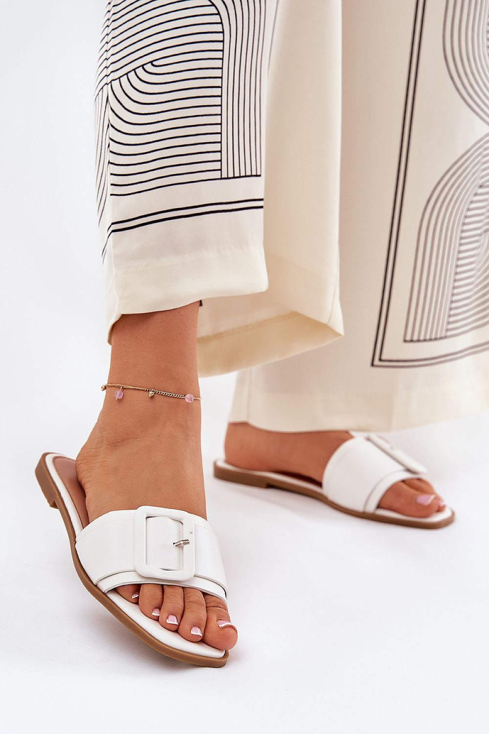 slippers model 211701 Step in style