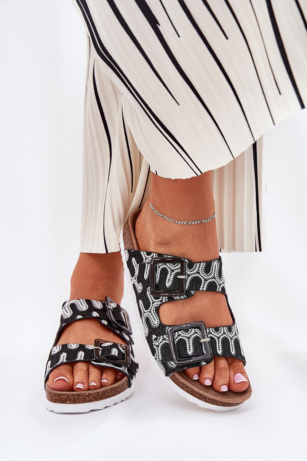 slippers model 211965 Step in style