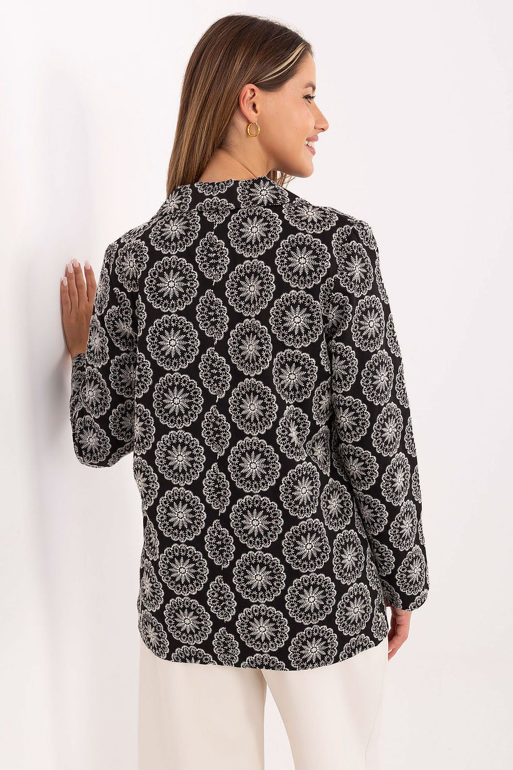 jasje model 215927 Lakerta