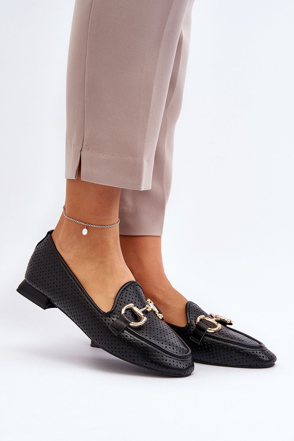  Moccassins model 194165 Step in style 