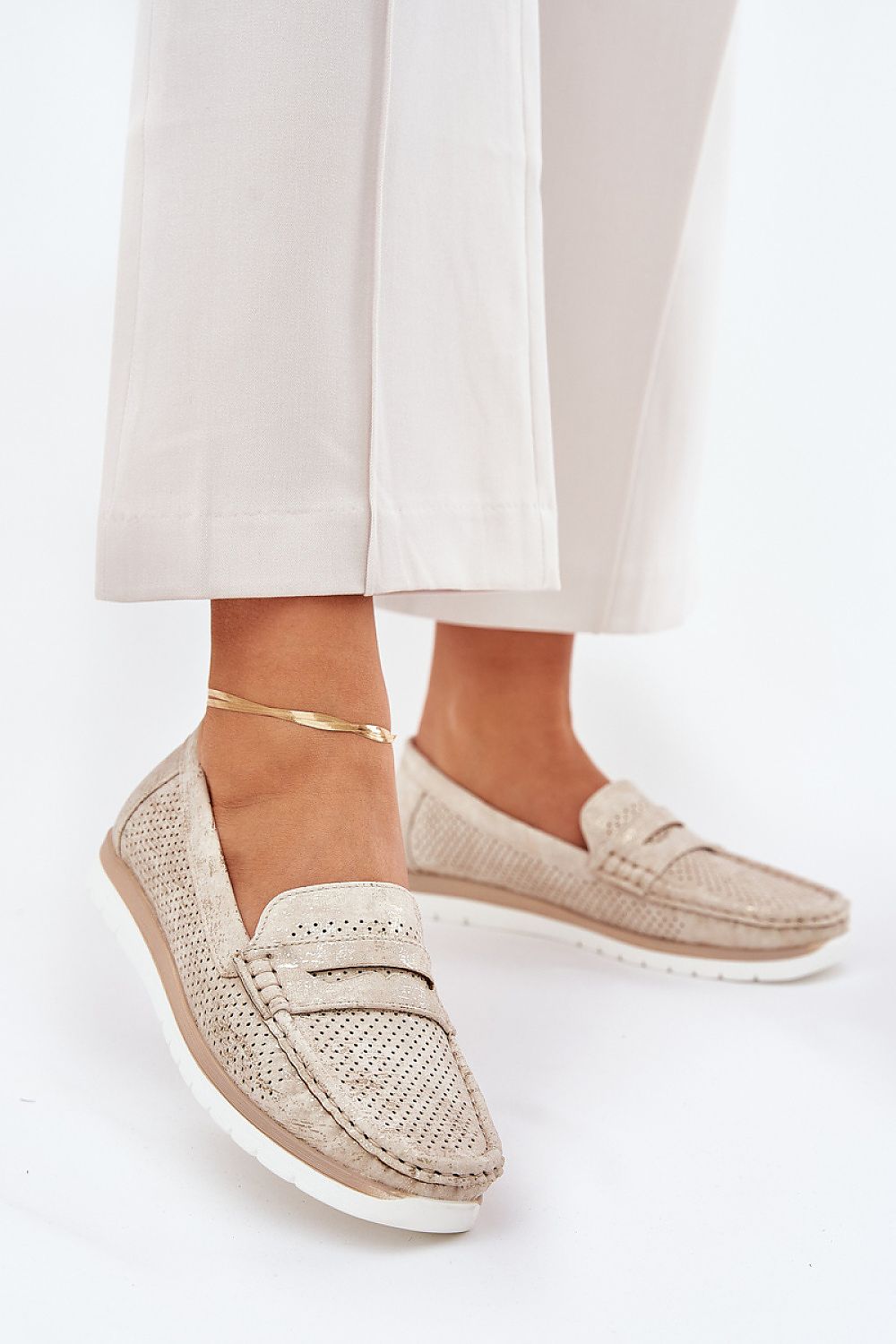  Moccassins model 209784 Step in style 